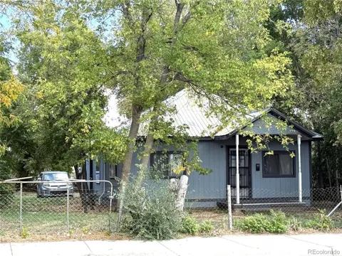 702 Linden Avenue