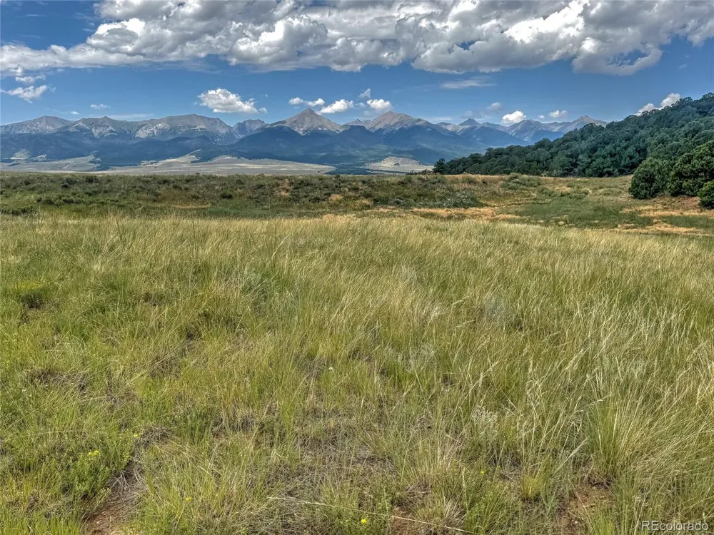 21 Kiowa Road Westcliffe, CO 81252