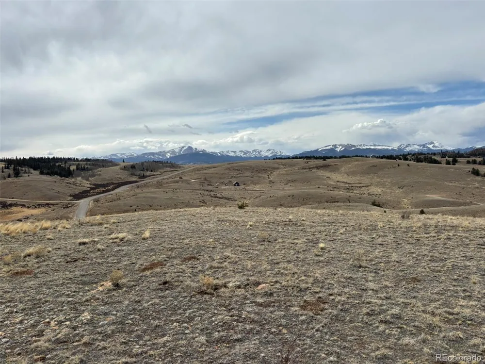 317 Lippzana Road Como, CO 80432