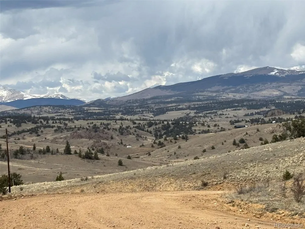 317 Lippzana Road Como, CO 80432