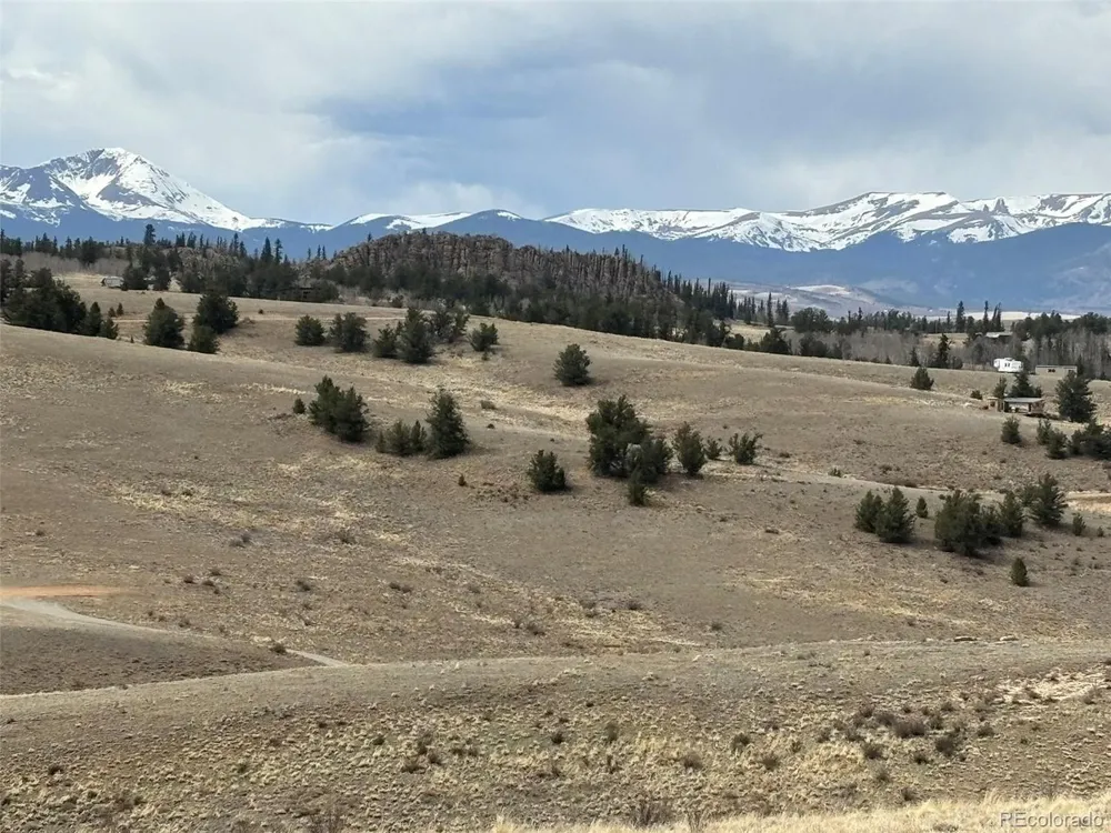317 Lippzana Road Como, CO 80432