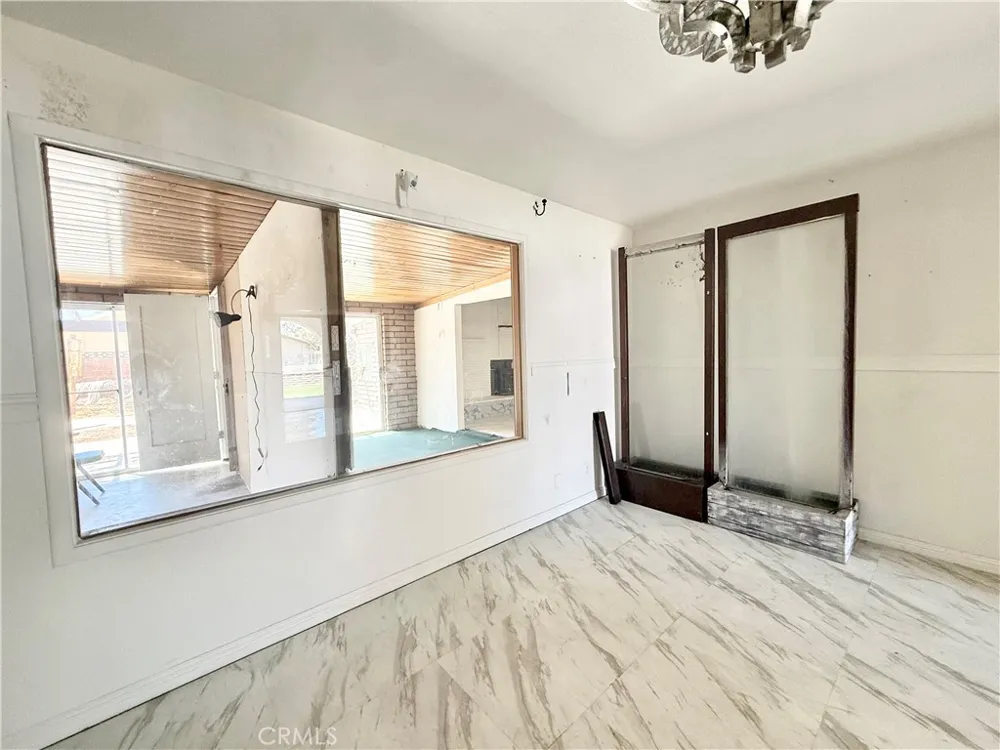 135 S Broadway Street Ridgecrest, CA 93555