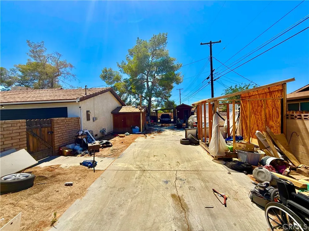 135 S Broadway Street Ridgecrest, CA 93555