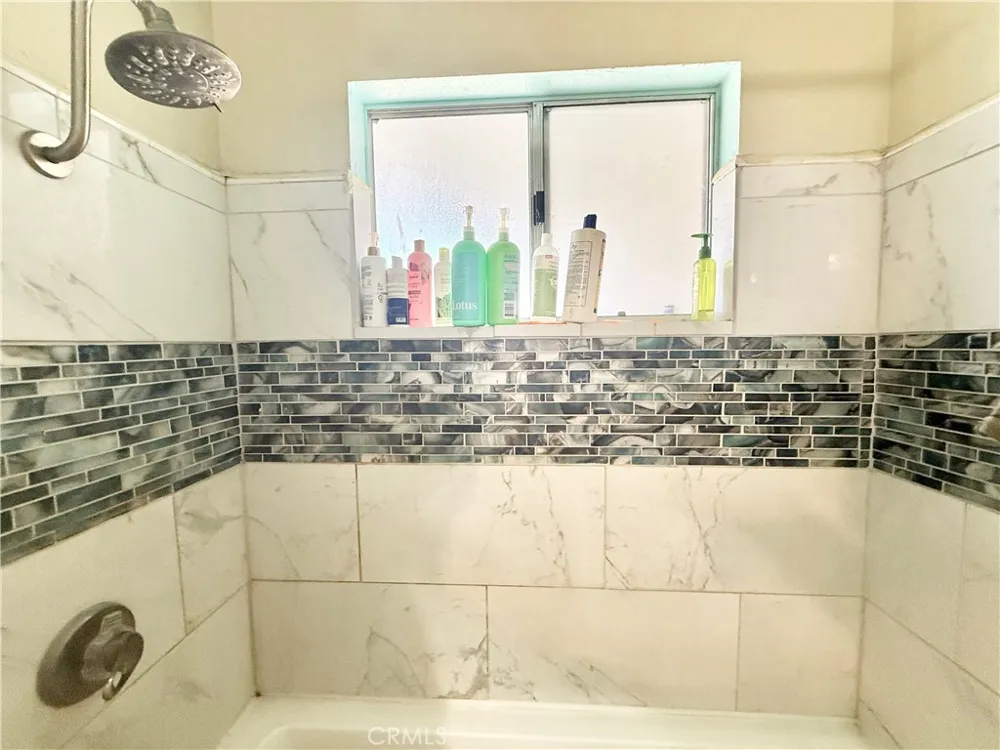 135 S Broadway Street Ridgecrest, CA 93555