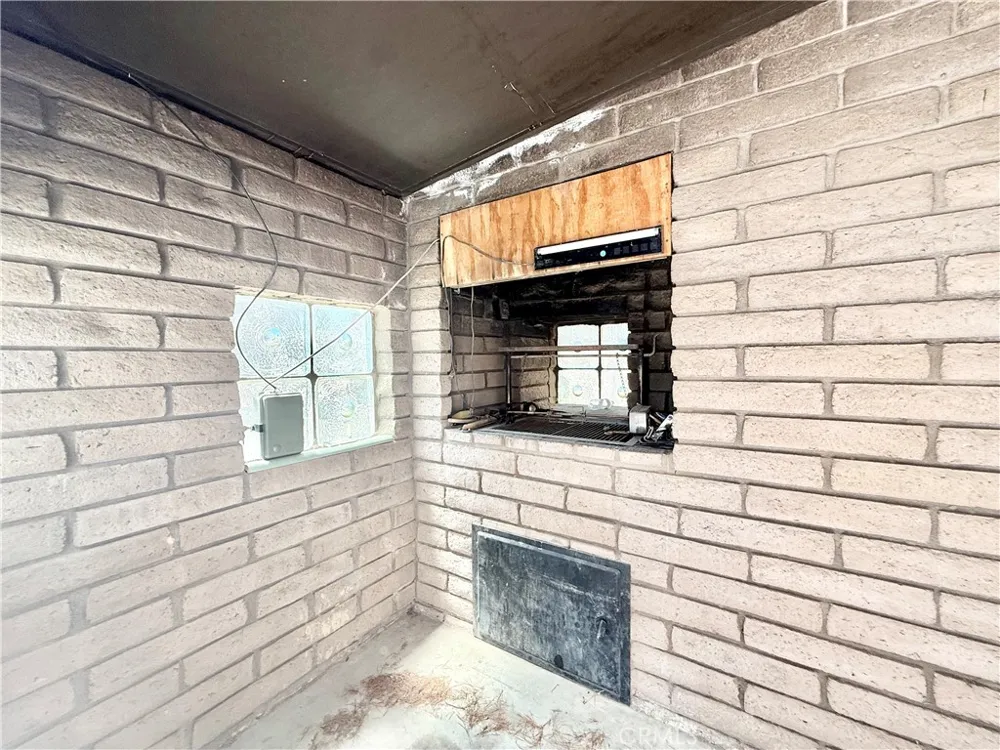 135 S Broadway Street Ridgecrest, CA 93555
