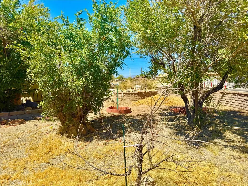 135 S Broadway Street Ridgecrest, CA 93555