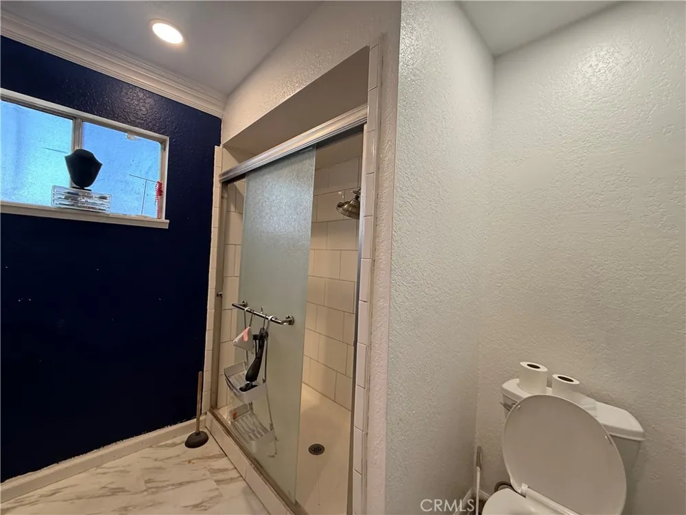 135 S Broadway Street Ridgecrest, CA 93555