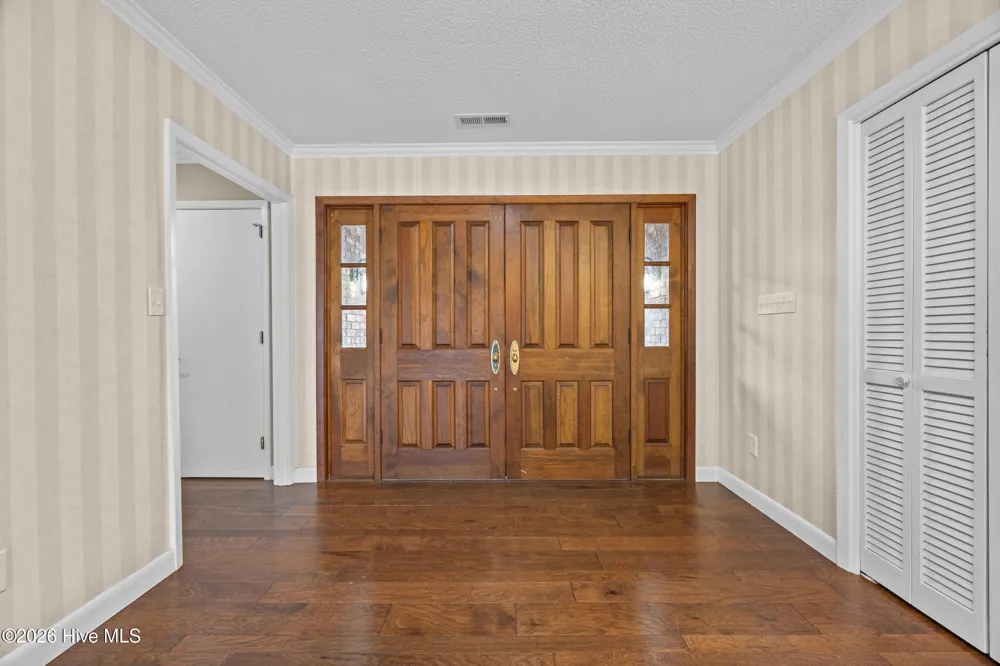 616 E Murphy Street Wallace, NC 28466