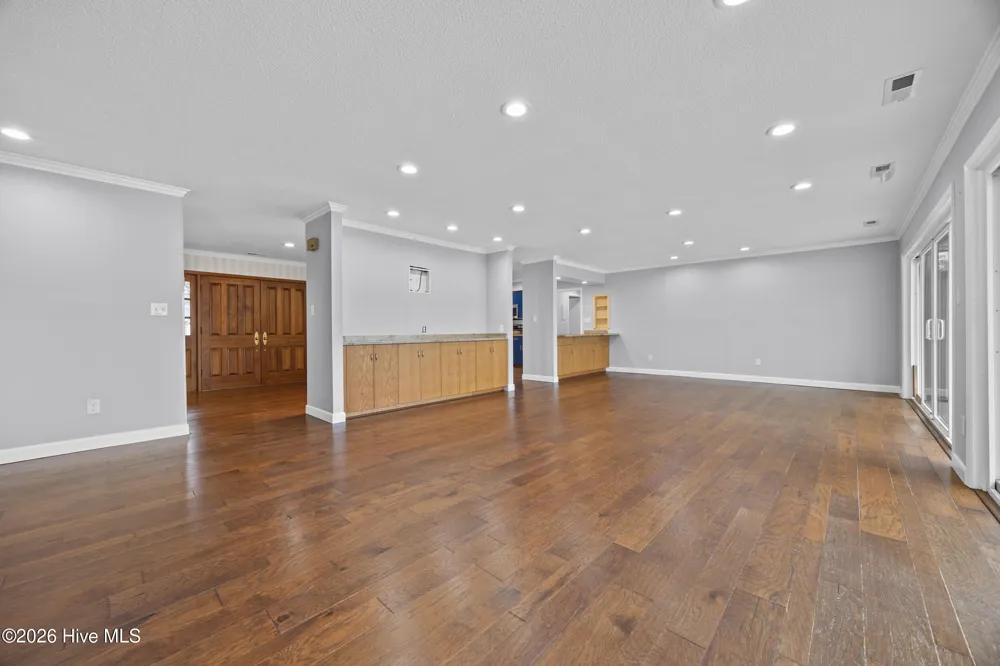616 E Murphy Street Wallace, NC 28466