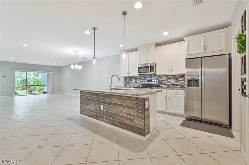 Dutchess Park Road Fort Myers, FL 33916