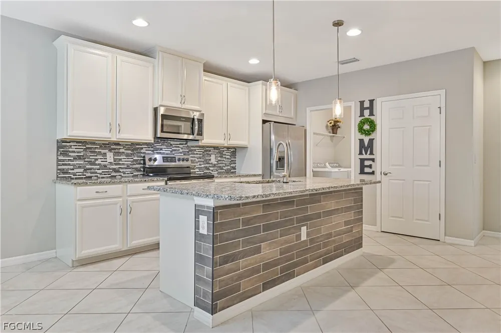 Dutchess Park Road Fort Myers, FL 33916