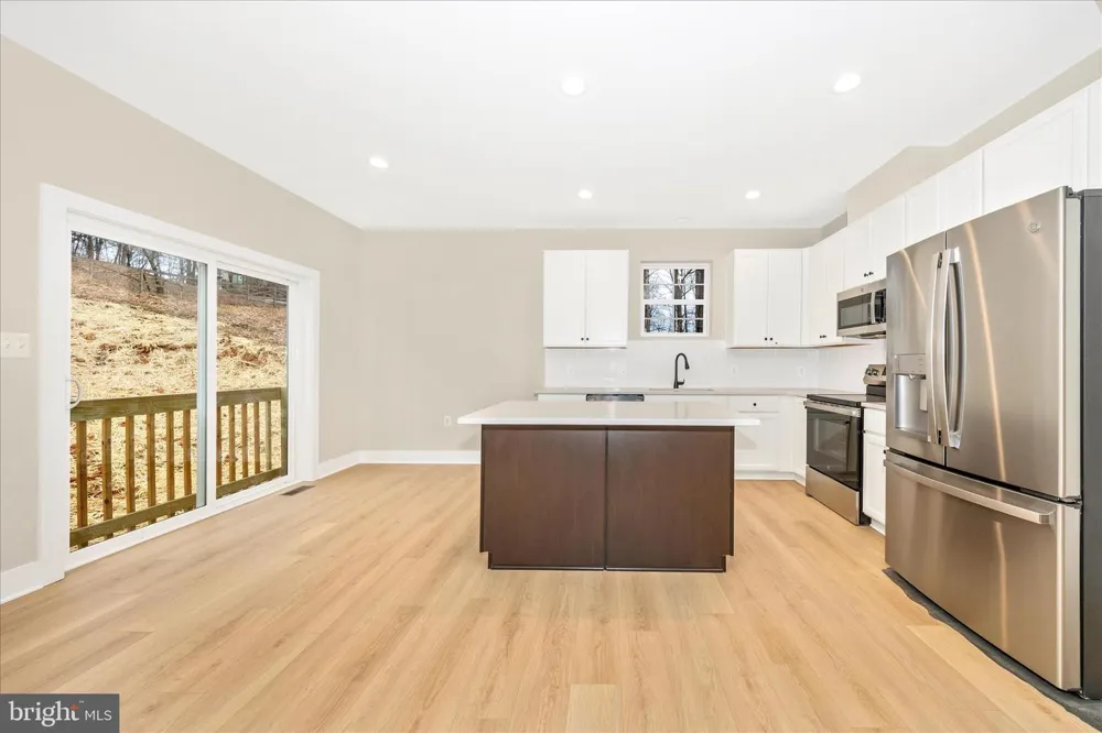 7816 FAIRPLAY ROAD Fairplay, MD 21733