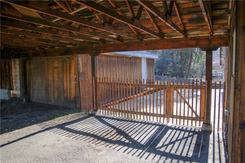905 Campbell Yreka, CA 96097