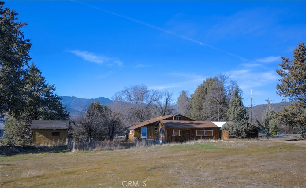 905 Campbell Yreka, CA 96097