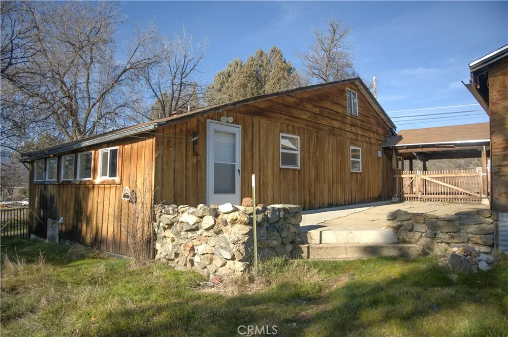 905 Campbell Yreka, CA 96097