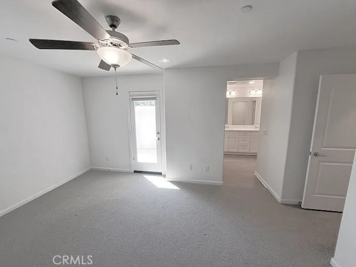 41987 Isadora #1402 Murrieta, CA 92562