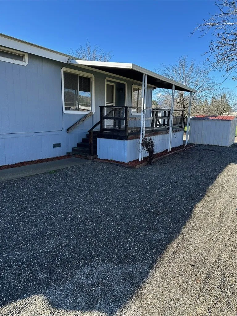 13925 Walnut Clearlake Oaks, CA 95423