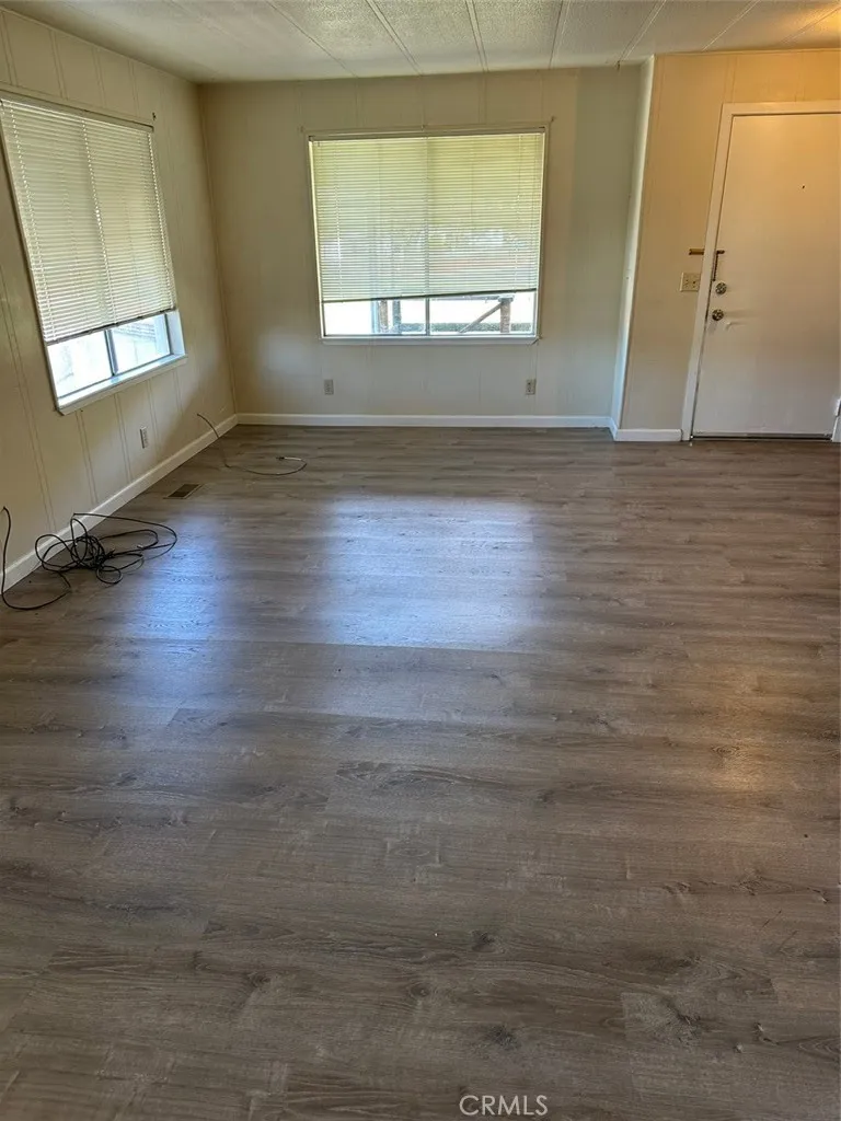 13925 Walnut Clearlake Oaks, CA 95423