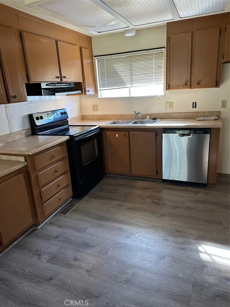 13925 Walnut Clearlake Oaks, CA 95423