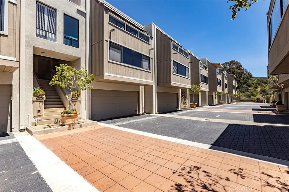 21771 Ocean Vista Drive #29 Laguna Beach, CA 92651