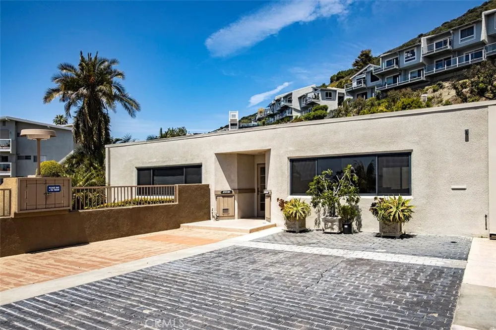 21771 Ocean Vista Drive #29 Laguna Beach, CA 92651