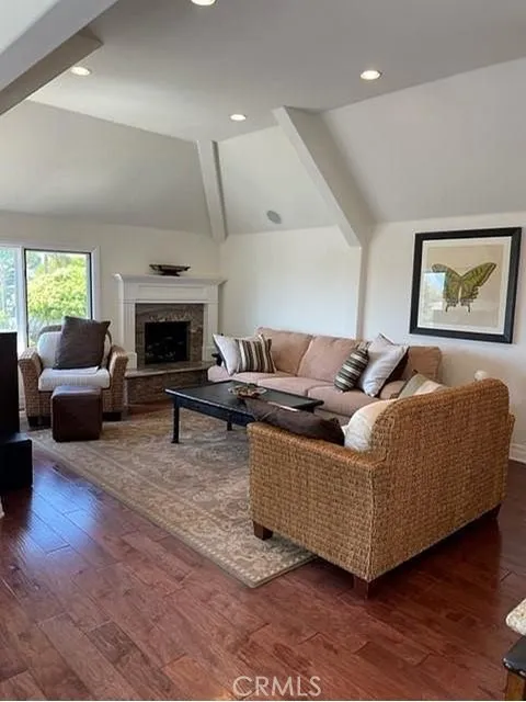 504 Avocado Avenue Corona del Mar, CA 92625