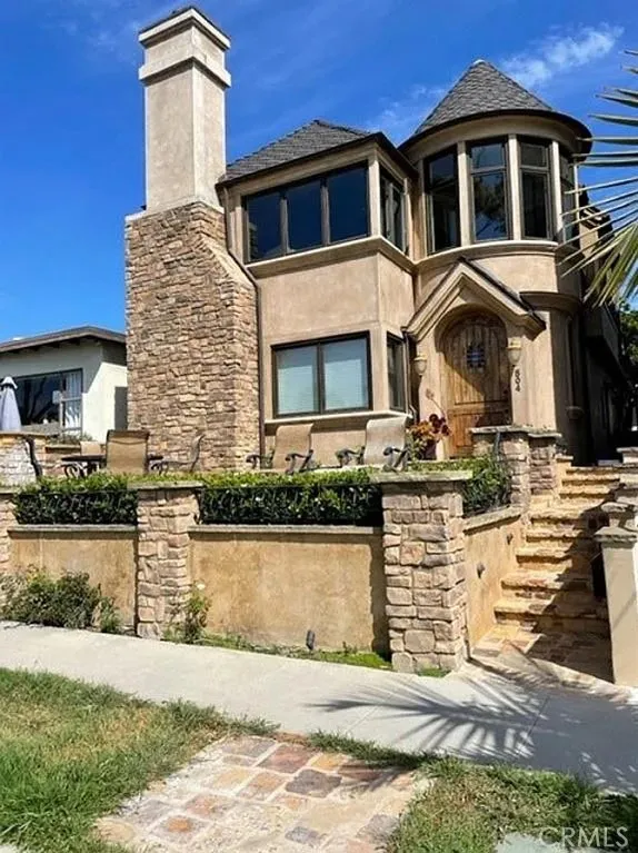 504 Avocado Avenue Corona del Mar, CA 92625