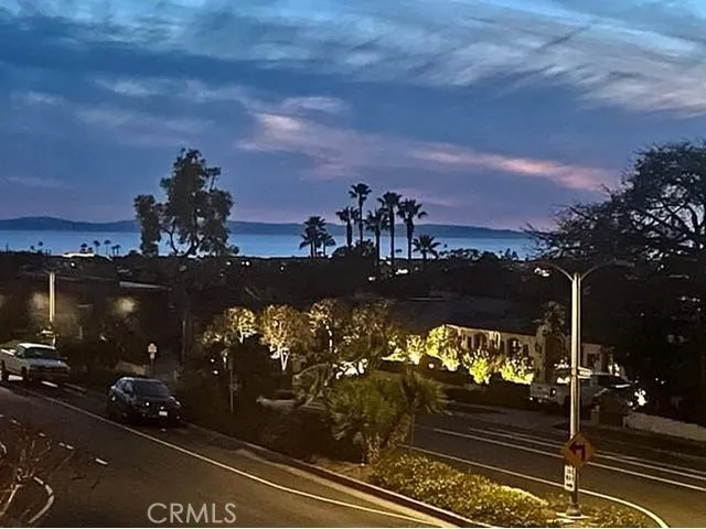 504 Avocado Avenue Corona del Mar, CA 92625