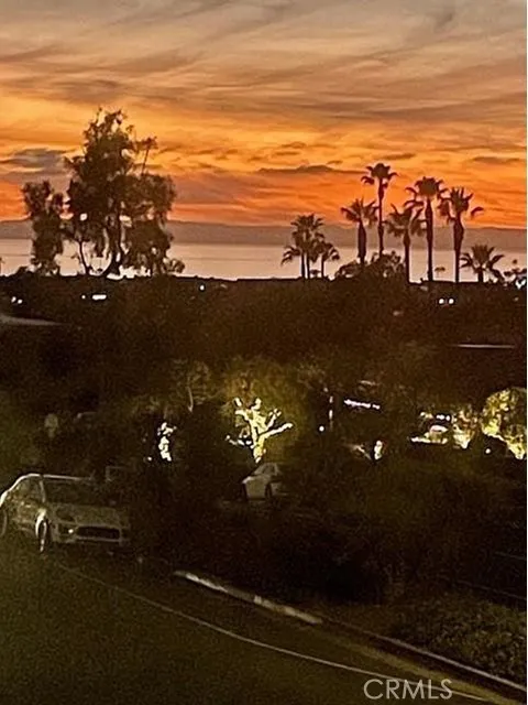 504 Avocado Avenue Corona del Mar, CA 92625
