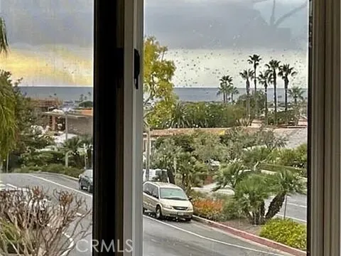 504 Avocado Avenue Corona del Mar, CA 92625