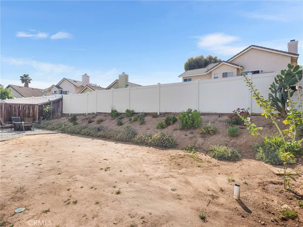 12909 fontainebleau Drive Moreno Valley, CA 92555