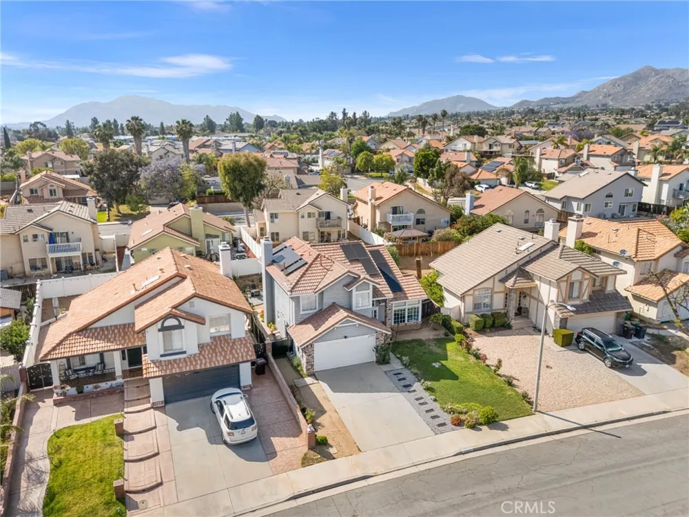 12909 fontainebleau Drive Moreno Valley, CA 92555