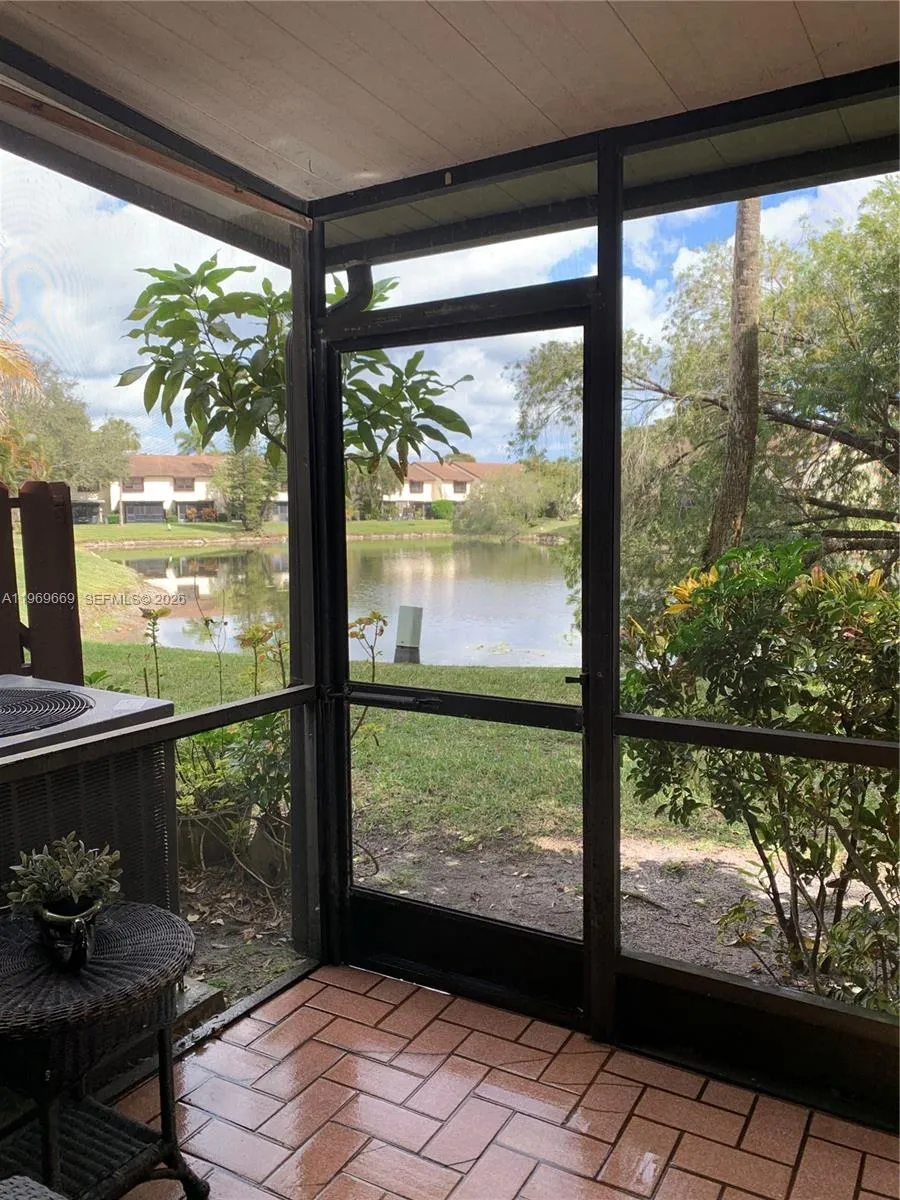 3699 Carambola Cir N #2837 Coconut Creek, FL 33066