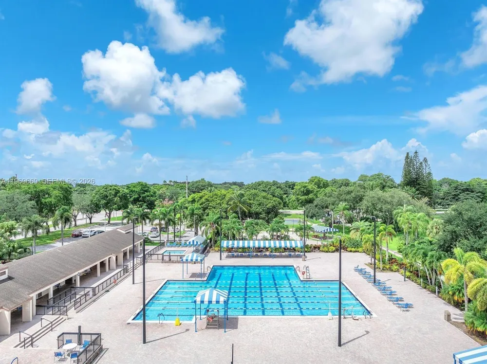 3699 Carambola Cir N #2837 Coconut Creek, FL 33066