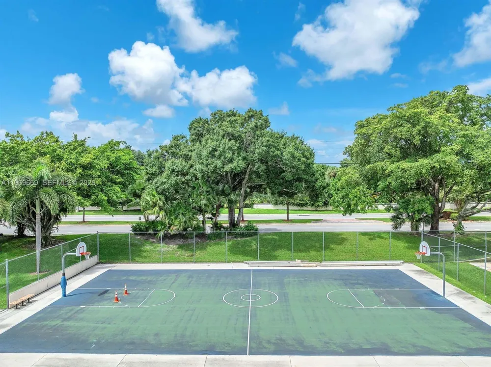 3699 Carambola Cir N #2837 Coconut Creek, FL 33066