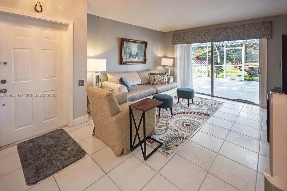 11831 NW 57th St Coral Springs, FL 33076