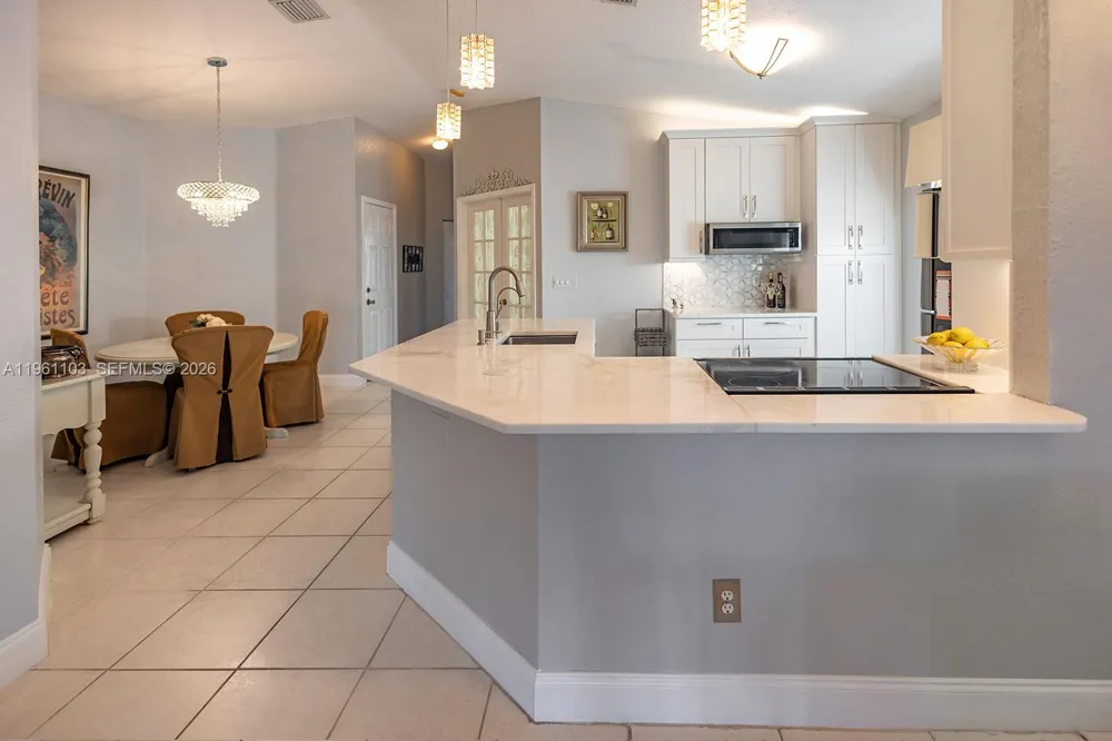 11831 NW 57th St Coral Springs, FL 33076