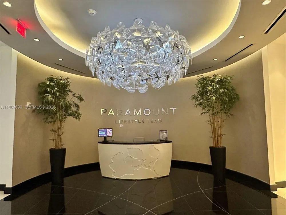851 NE 1st Ave #2212 Miami, FL 33132