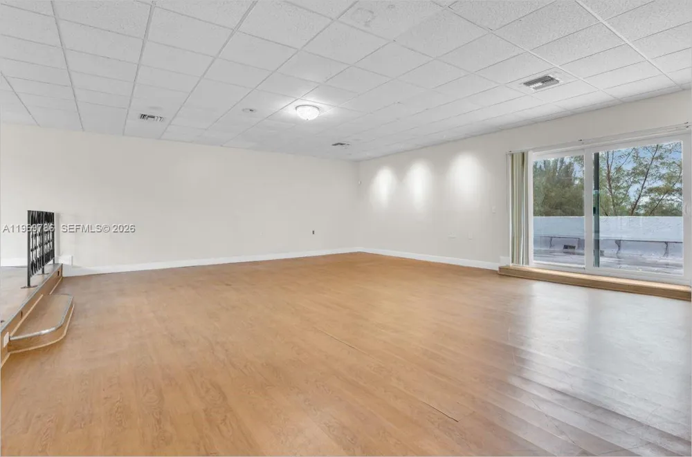 14820 Naranja Lakes Blvd #PH-D BLDG # 5 Homestead, FL 33032