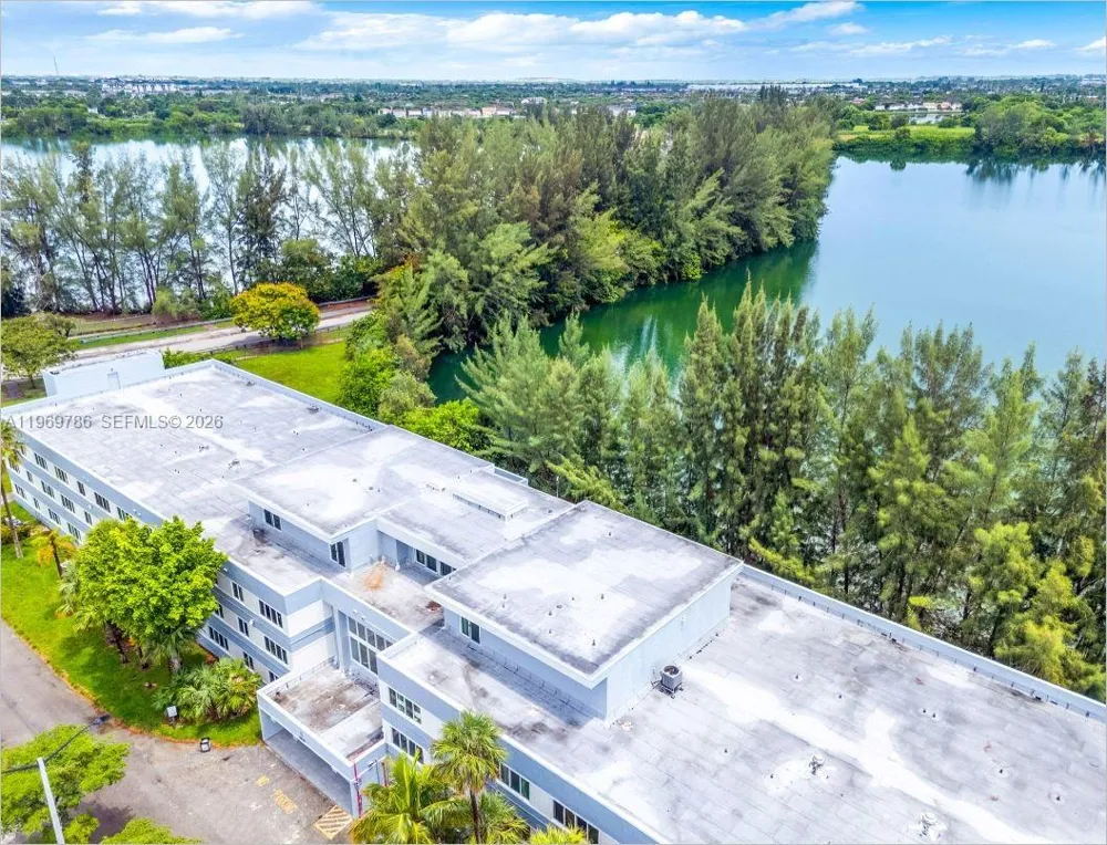 14820 Naranja Lakes Blvd #PH-D BLDG # 5 Homestead, FL 33032