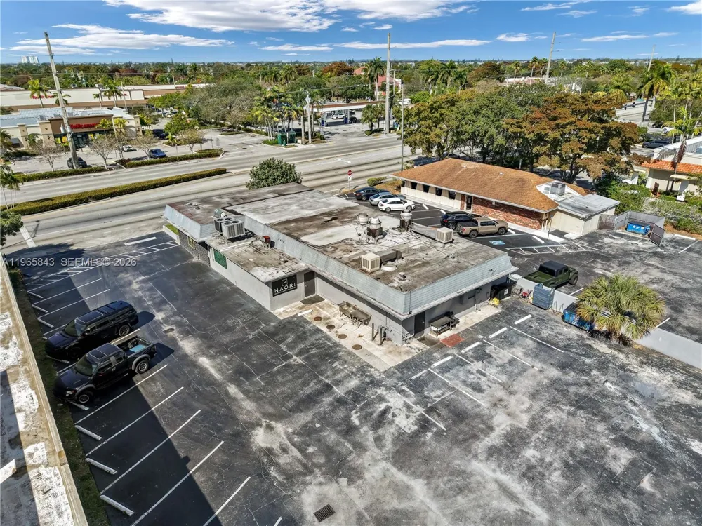 2220 University Dr Sunrise, FL 33322