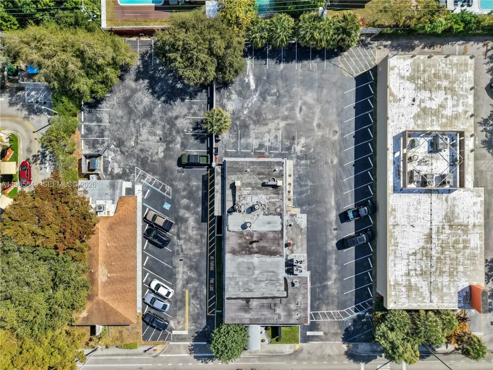2220 University Dr Sunrise, FL 33322