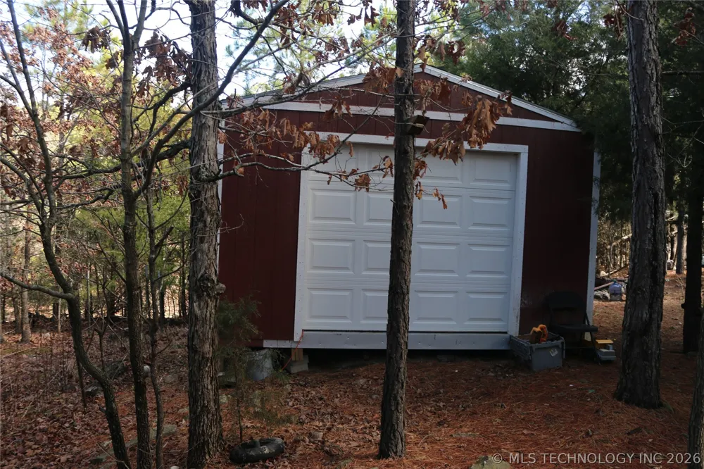 County Road 1342 Red Oak, OK 74563
