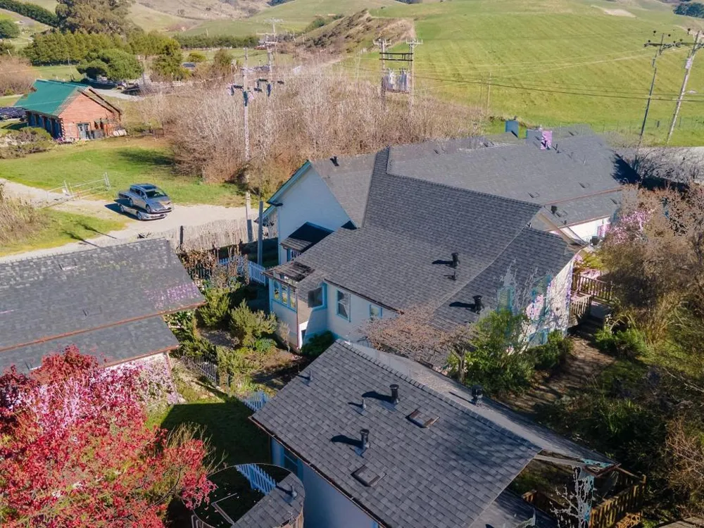 393 Stage Road Pescadero, CA 94060