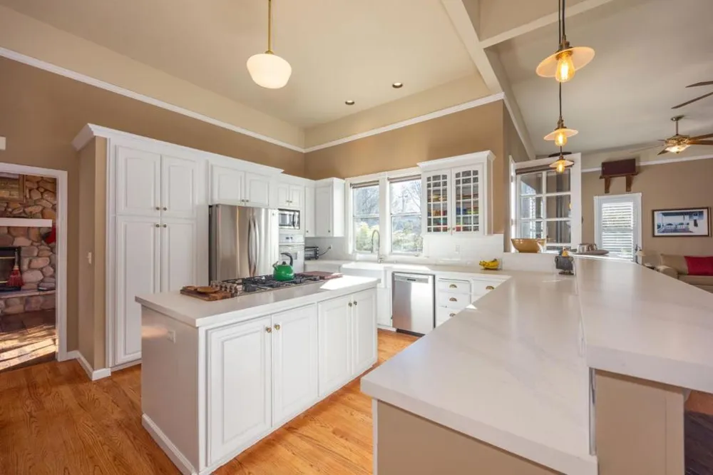 393 Stage Road Pescadero, CA 94060
