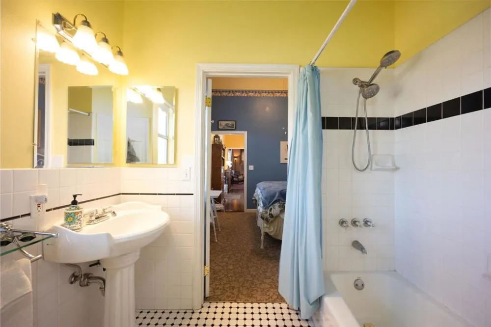 393 Stage Road Pescadero, CA 94060