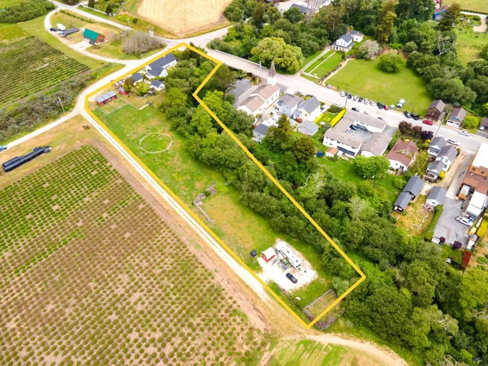 393 Stage Road Pescadero, CA 94060