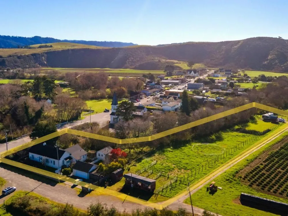 393 Stage Road Pescadero, CA 94060