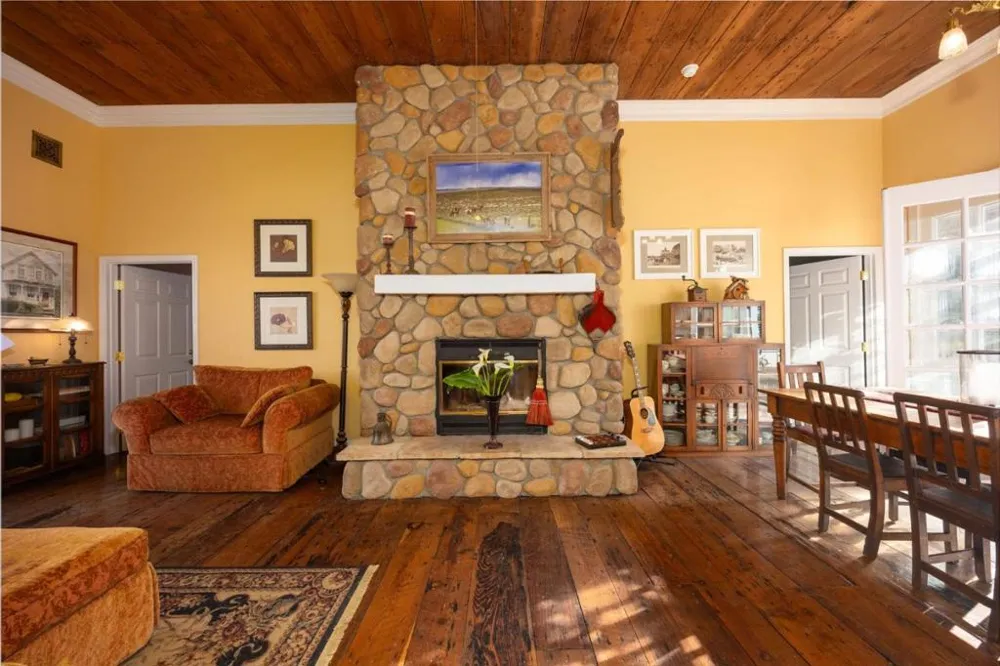 393 Stage Road Pescadero, CA 94060