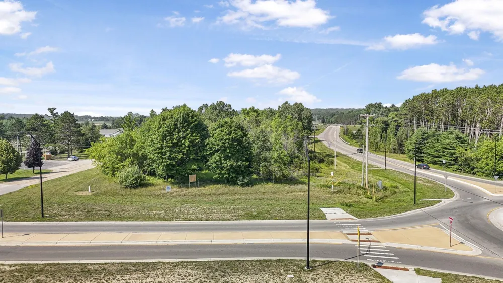 1201 E Division Cadillac City, MI 49601